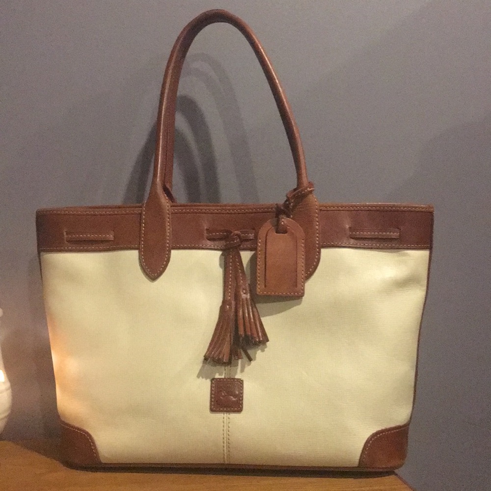 Bone/Brown Dooney & Bourke tote